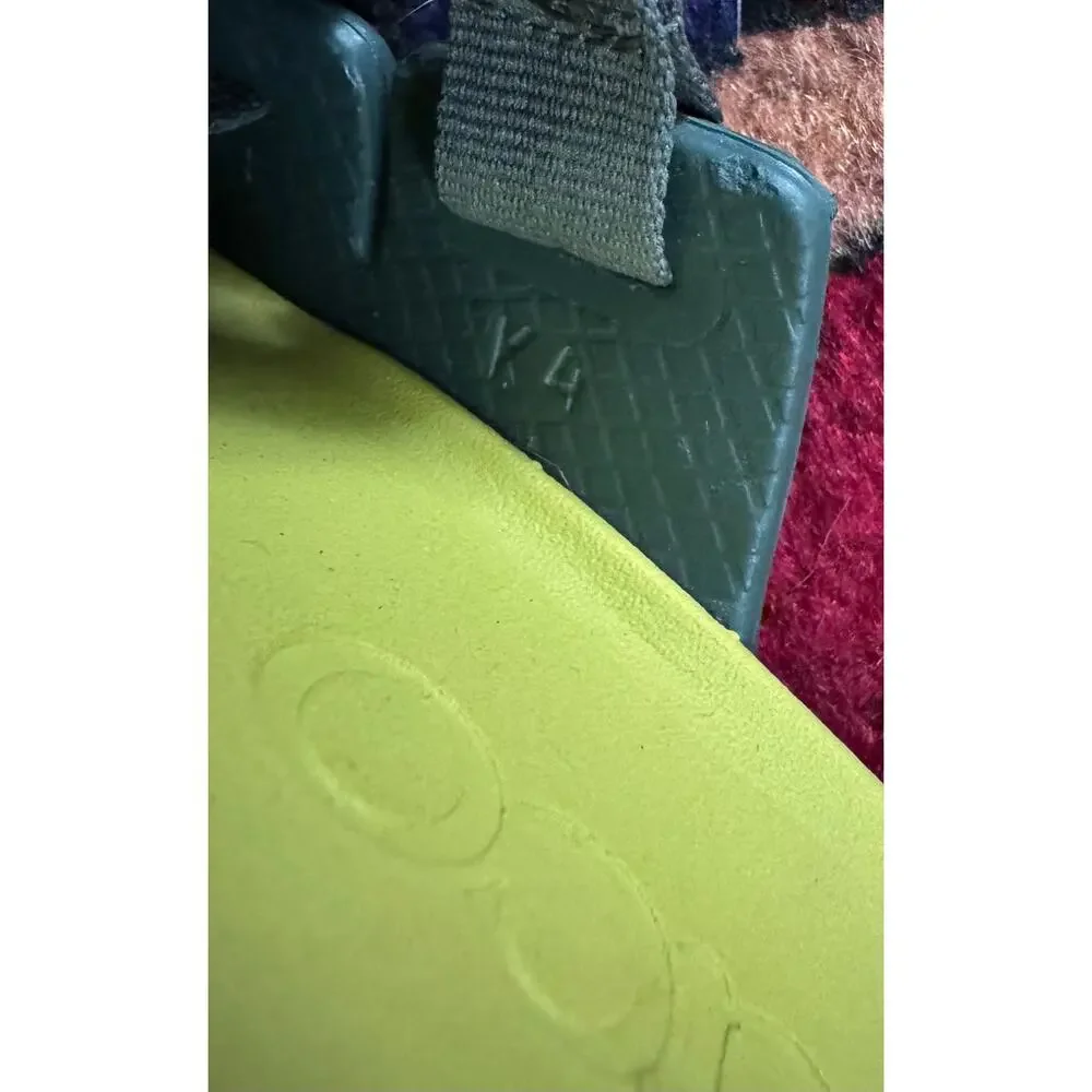 Chaco Chillos Slide Waterproof Sandals Kids 4 Scarab Gray & Lime